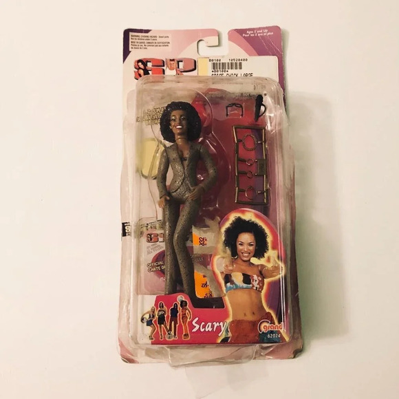 Vintage 1998 Scary Spice Girls 6 Inch Tall Action Figure Doll  Mel B Damaged - Picture 14 of 14